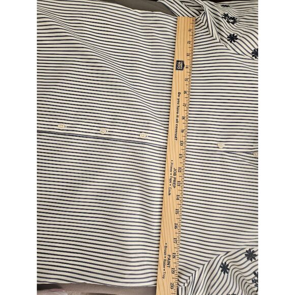 Chico's size 1 blouse - Picture 6 of 6